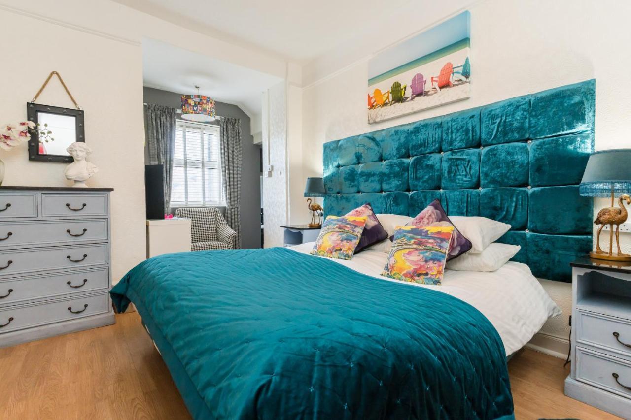 Sea View Ar Lan Y Mor Luxury Apartment آبيريستويث المظهر الخارجي الصورة